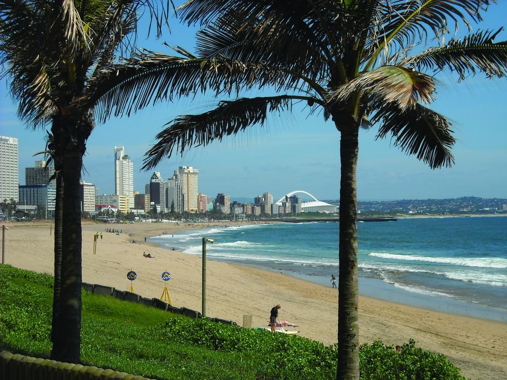 Gooderson Leisure Silver Sands 2 Self Catering And Timeshare Lifestyle Resort Durban Exterior foto